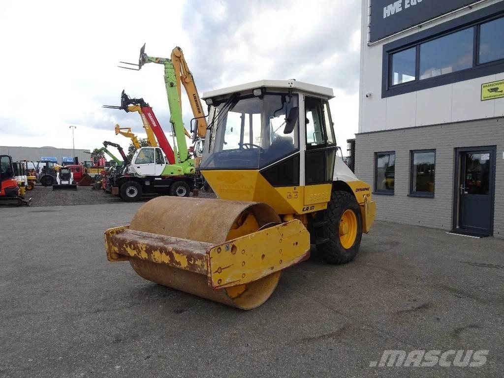Dynapac CA152D Пневматичні катки