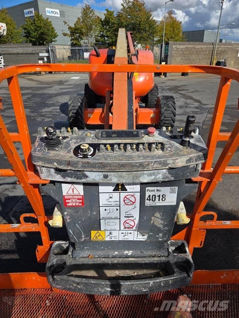 JLG 600 AJ Колінчаті підйомники