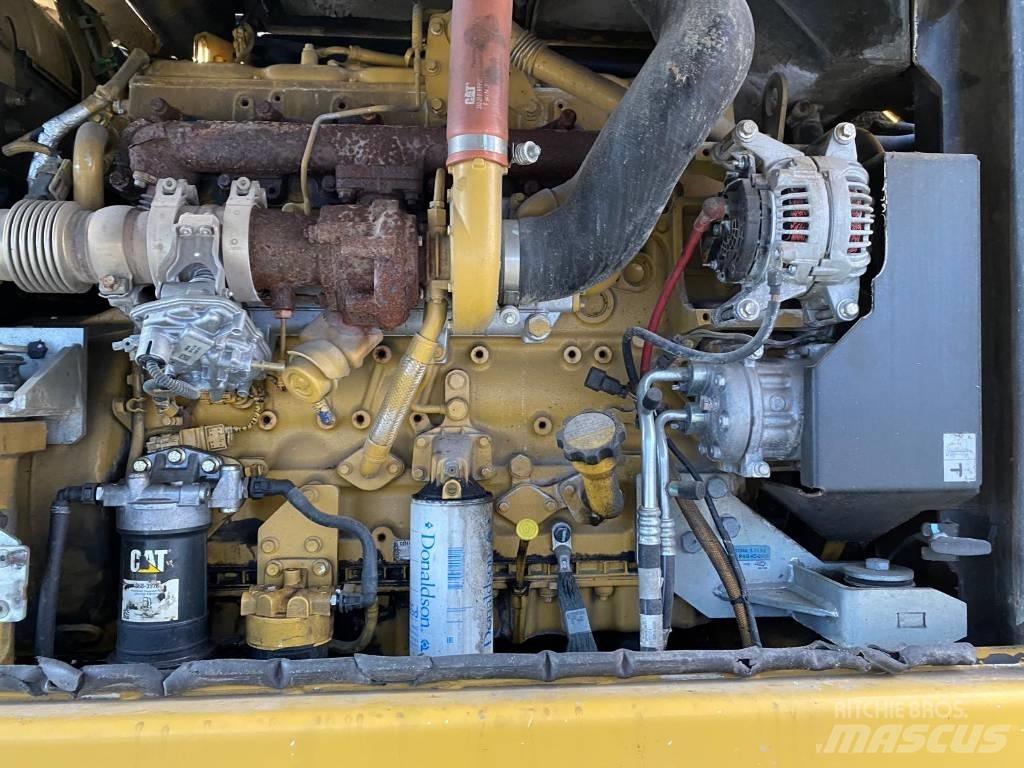 CAT MH3022 Перевантажувачі металобрухту/промислові навантажувачі