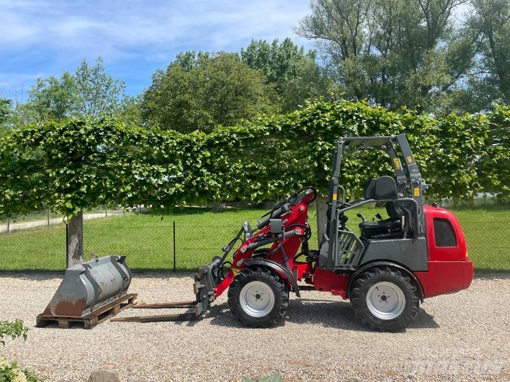 Weidemann 1260 Фронтальні навантажувачі