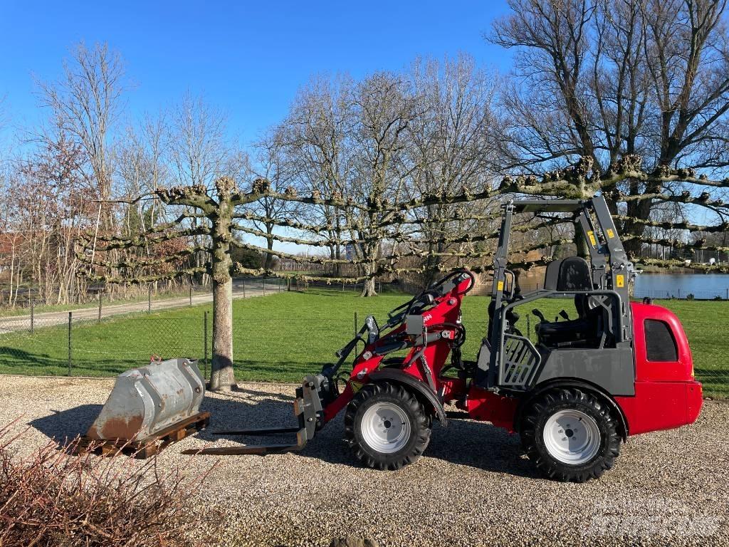 Weidemann 1260 Фронтальні навантажувачі