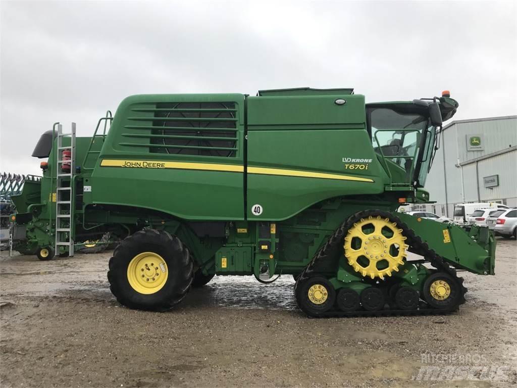 John Deere T670 Зернозбиральні комбайни