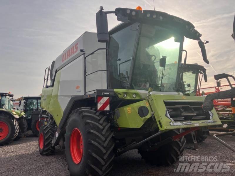 CLAAS TRION 530 Зернозбиральні комбайни