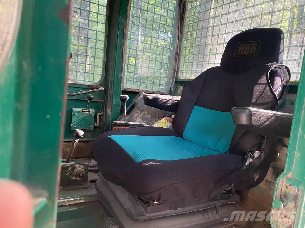 Timberjack 240C Трельовочні трактора