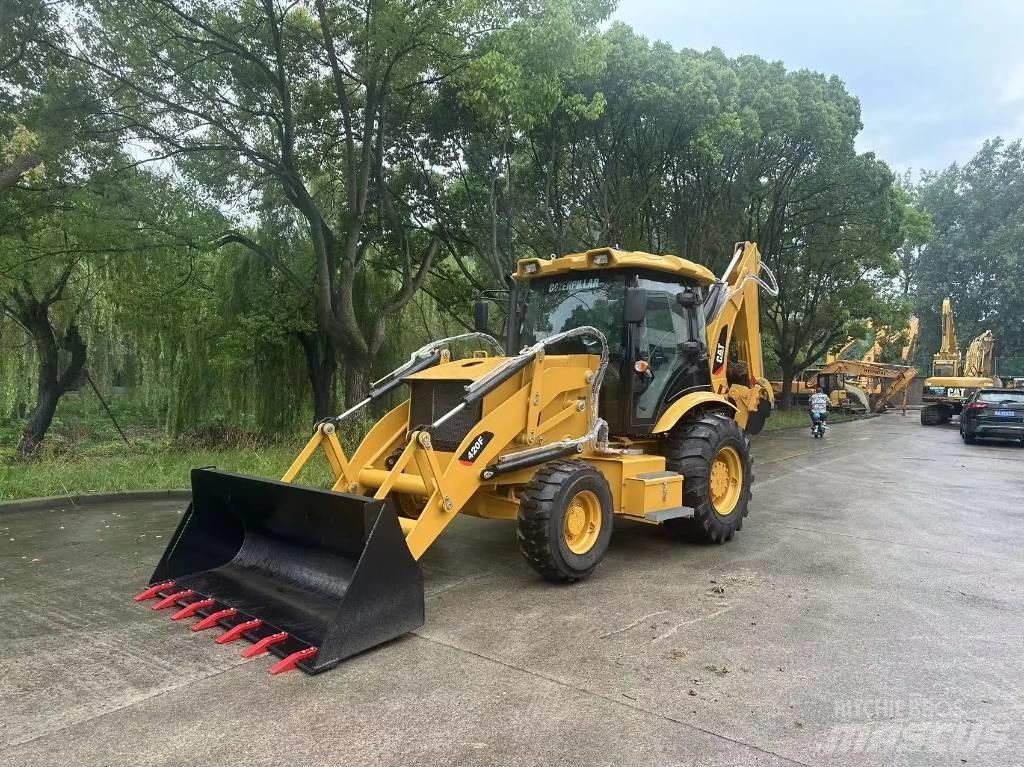 CAT 420F Екскаватори-навантажувачі