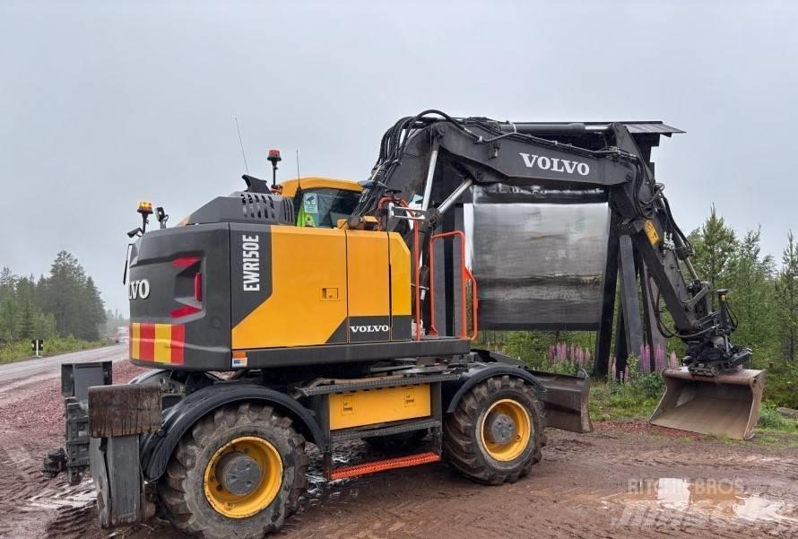 Volvo EWR 150 E Колісні екскаватори