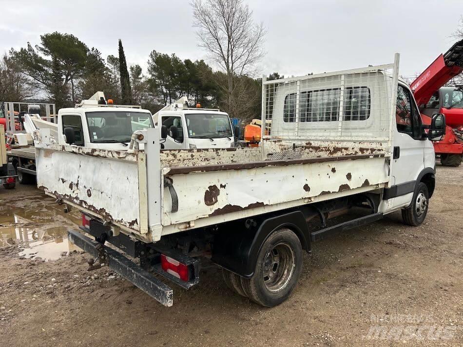 Iveco 35C 11 Панельні фургони