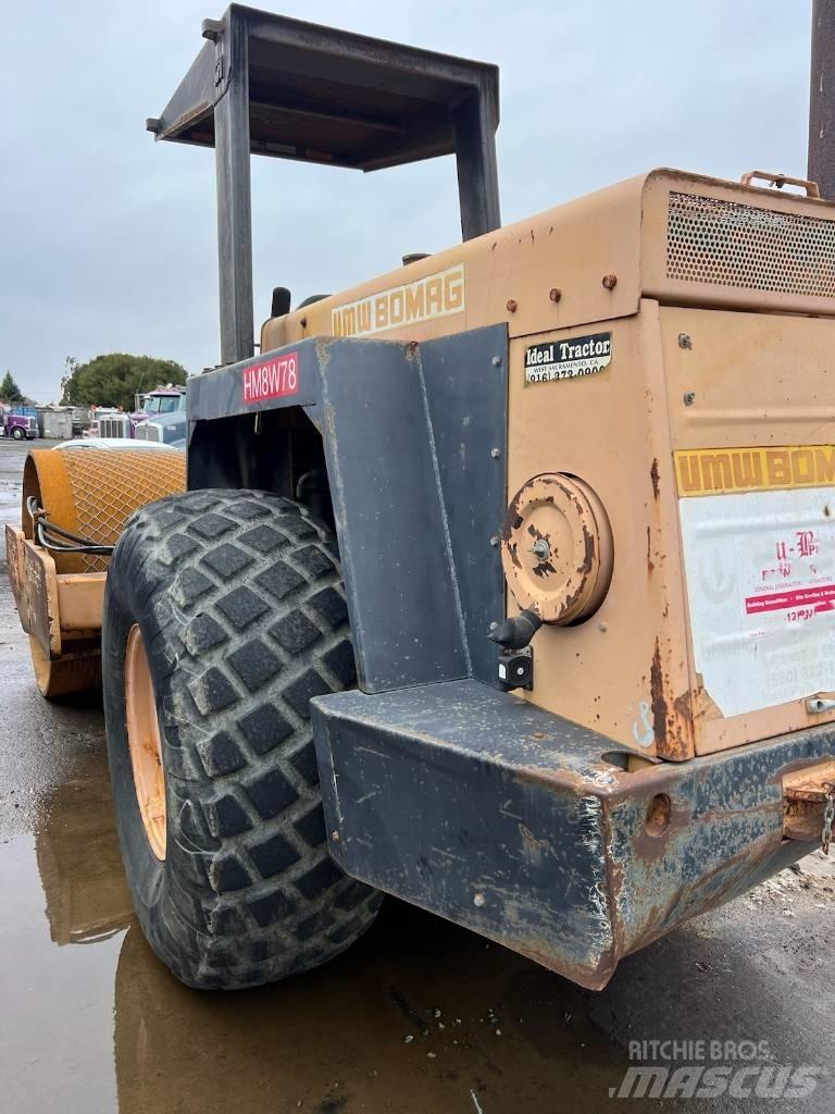 Bomag BW212D-2 Грунтові котки