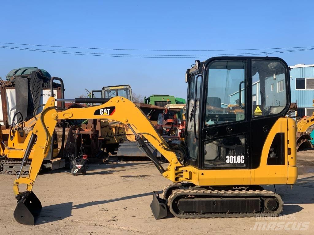 CAT 301.6C Міні-екскаватори < 7т