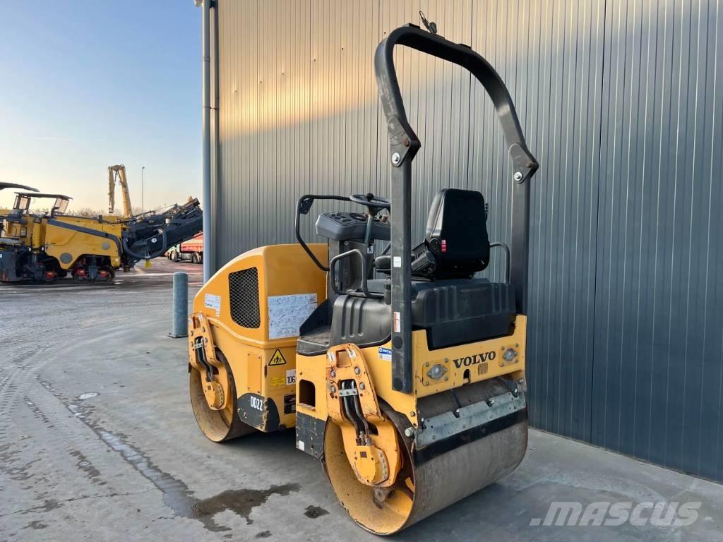 Volvo DD22 Котки тротуарні