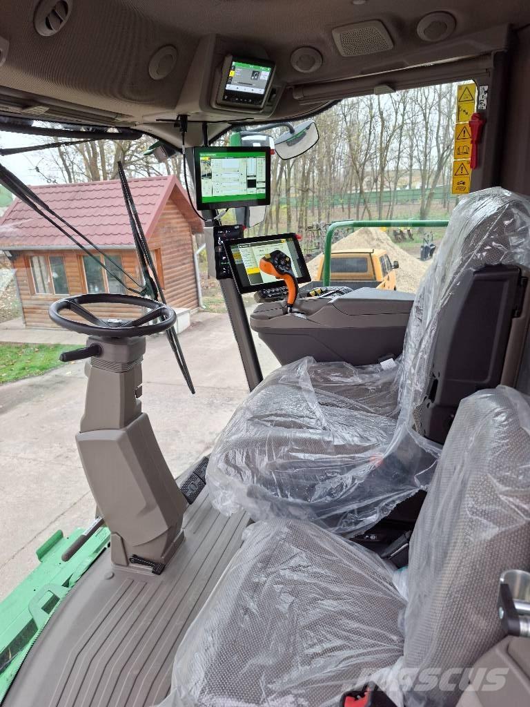 John Deere S7 900 Зернозбиральні комбайни