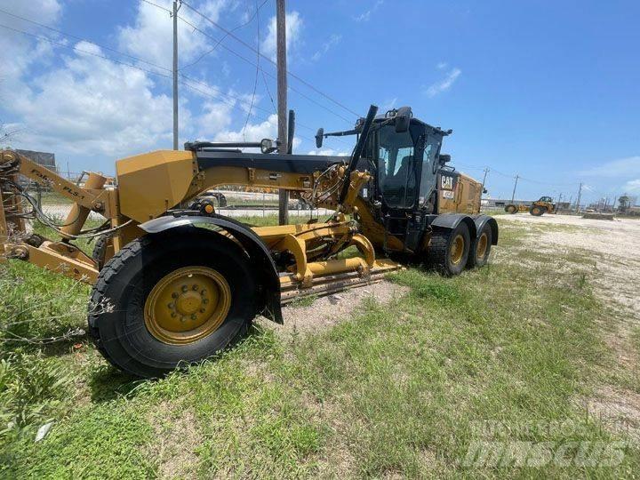 CAT 12 M 3 Грейдери