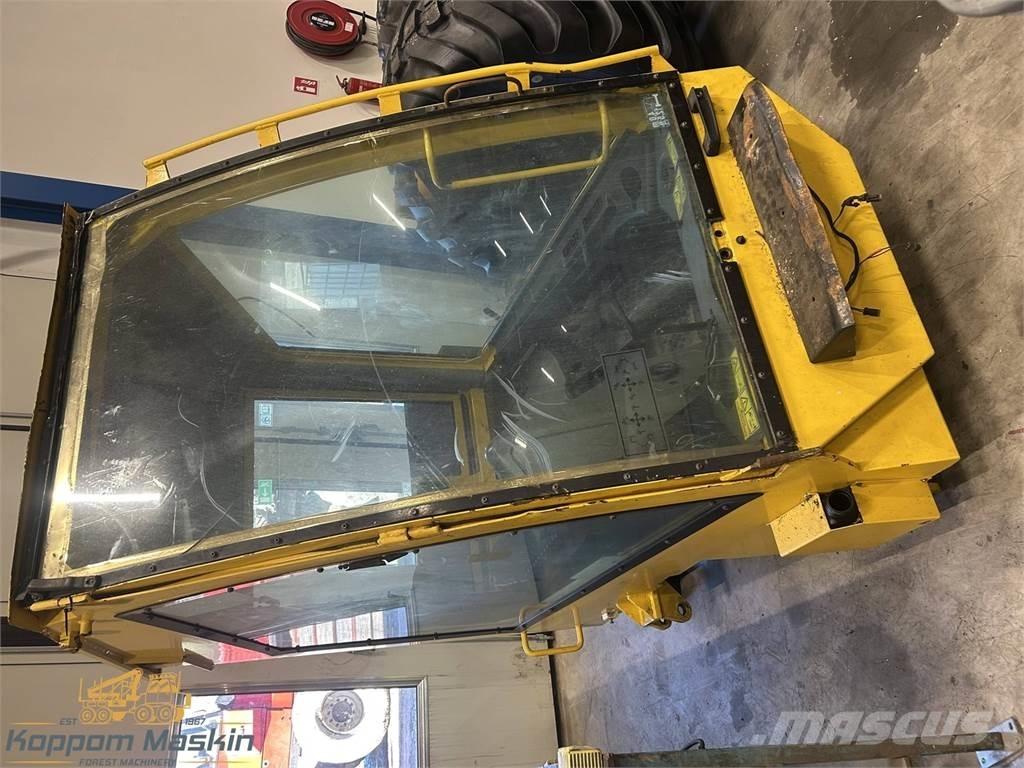 Eco Log 688 Кабіна