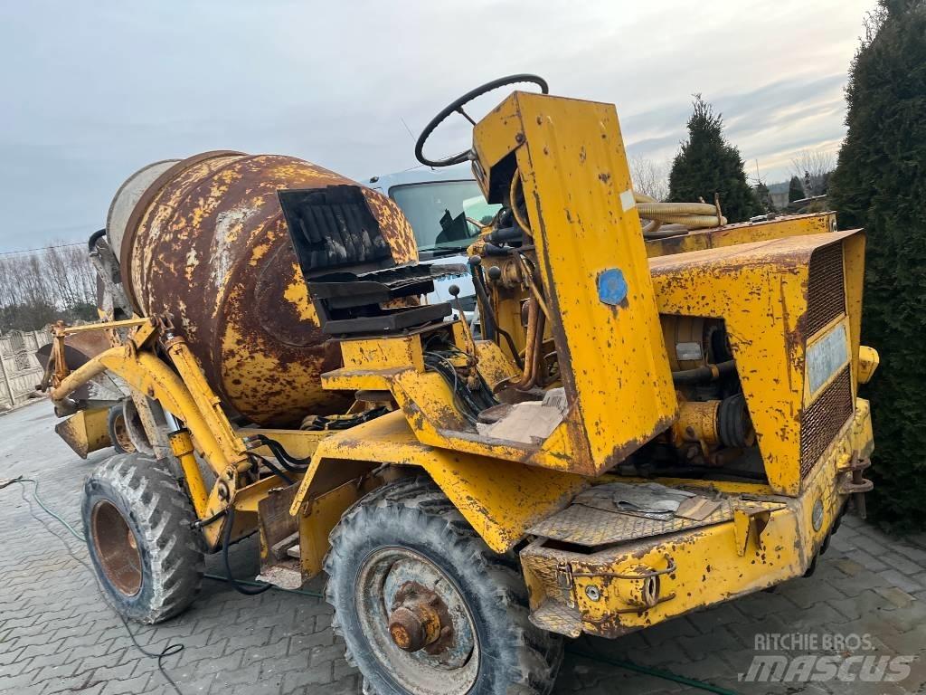 Fiori 4X4 Бетоноукладачі