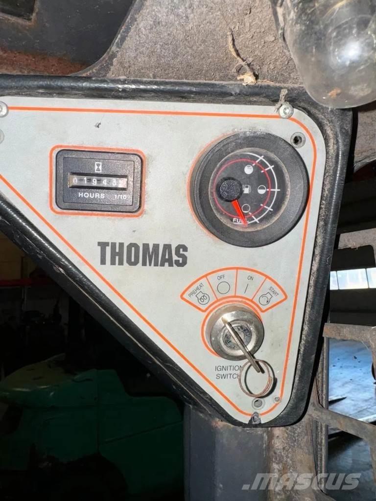 Thomas T153 Міні-навантажувачі