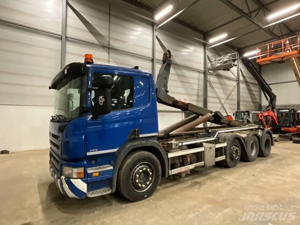 Scania P 360 Вантажівки з гаковим підйомом