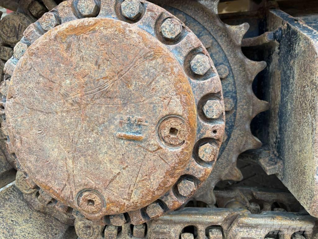 CAT 330 Гусеничні екскаватори