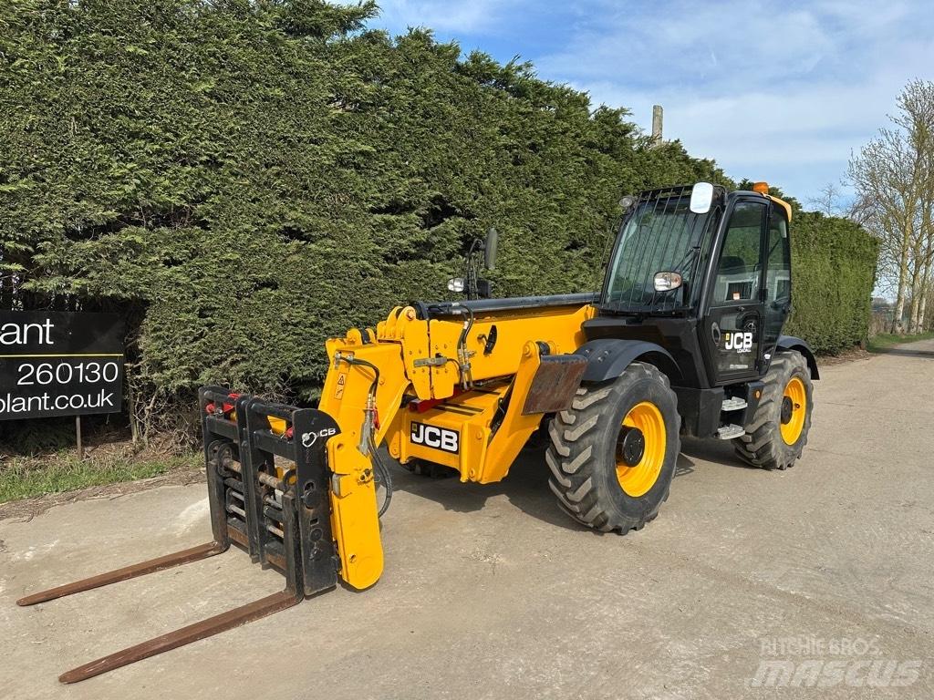 JCB 540-140 Телескопічні навантажувачі