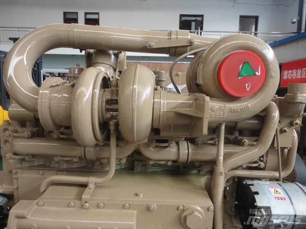 cummins KTTA19-C700 Двигуни