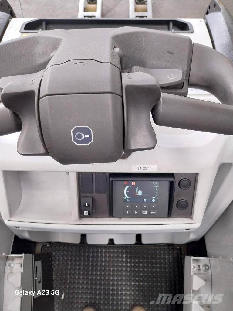 UniCarriers PLR200 Візки для перевезення піддонів