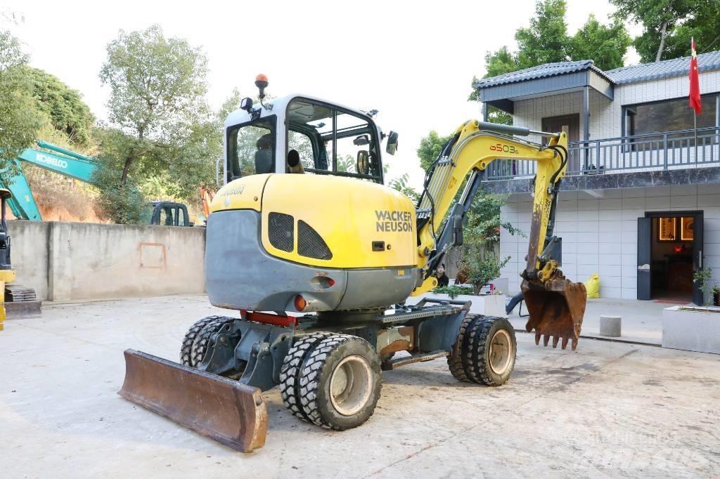 Wacker Neuson 6503 Колісні екскаватори