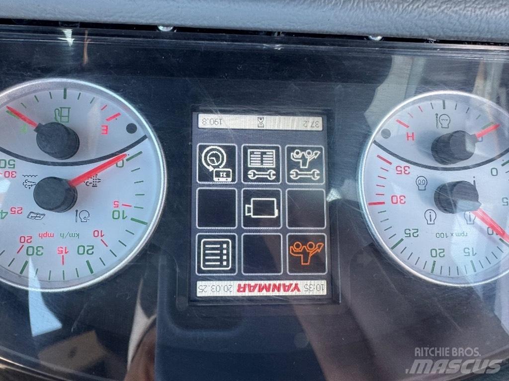 Yanmar V80 (02006) Фронтальні навантажувачі