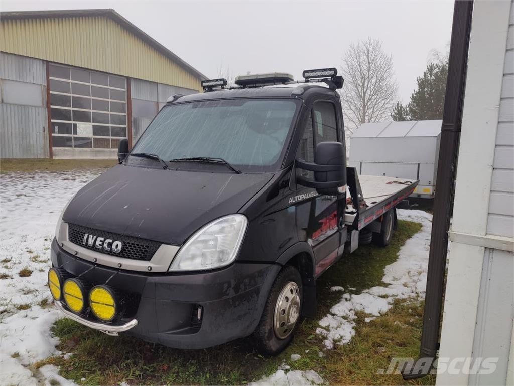 Iveco 35C13 4x2 Евакуатори