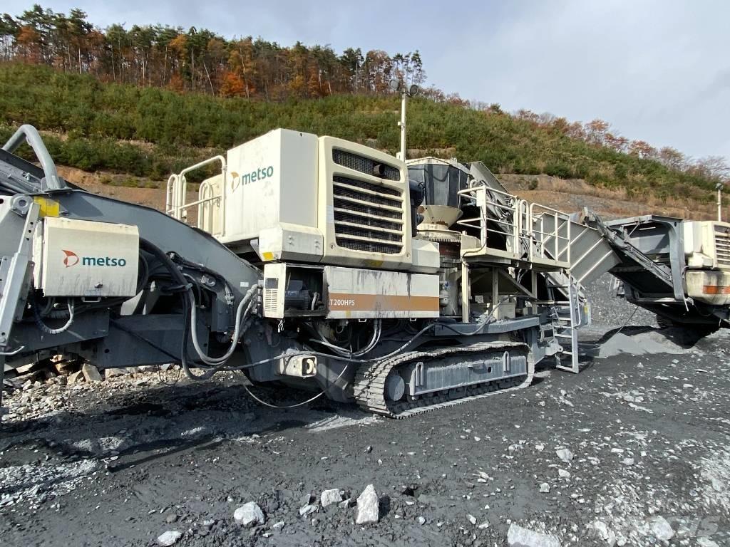 Metso LT 200 HP S Мобільні дробарки