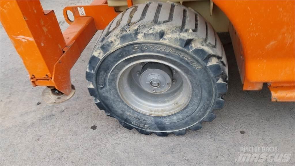 JLG 4394RT Підйомники-ножиці