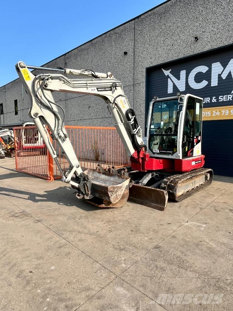 Takeuchi TB 257 FR Міні-екскаватори < 7т