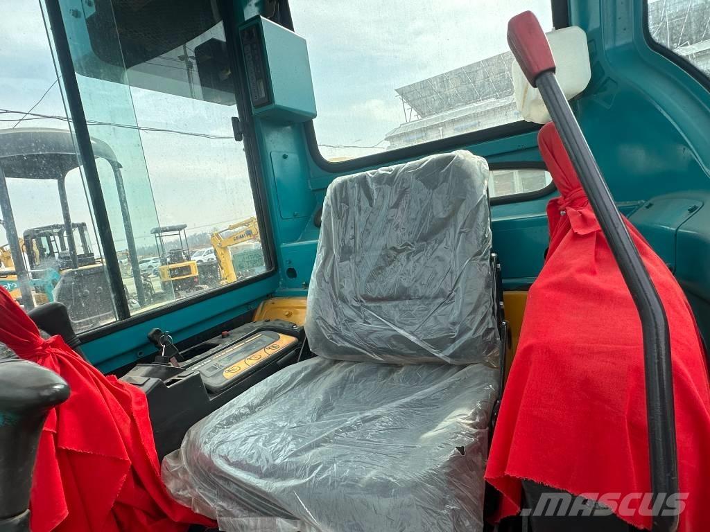 Kubota 30 Гусеничні екскаватори