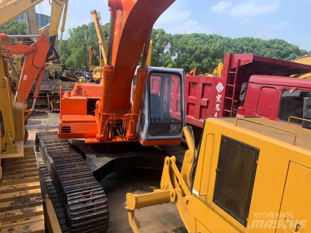 Hitachi EX300 Гусеничні екскаватори