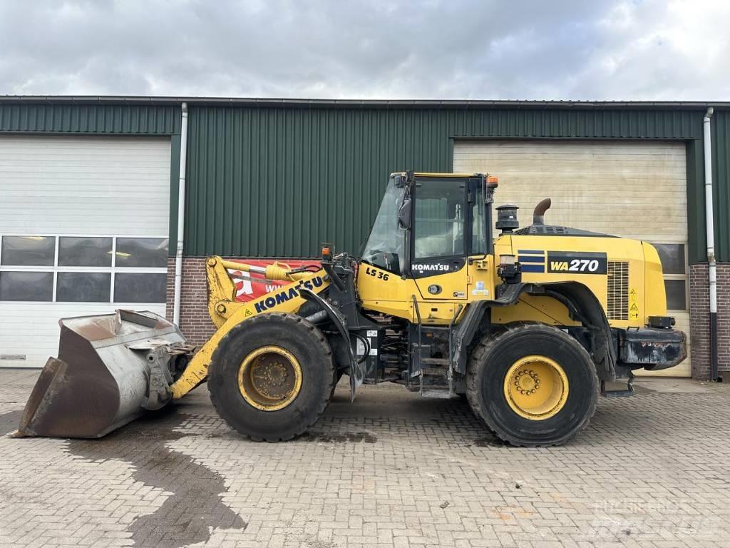 Komatsu WA270 8 Фронтальні навантажувачі