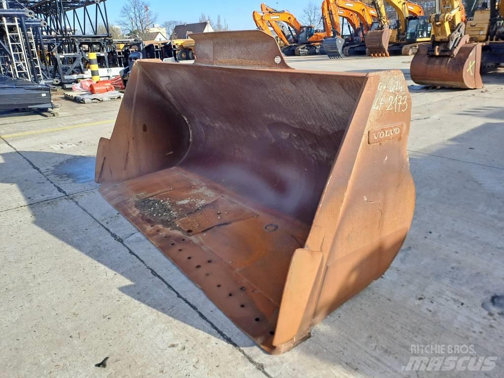 Volvo L 150 H Ковші