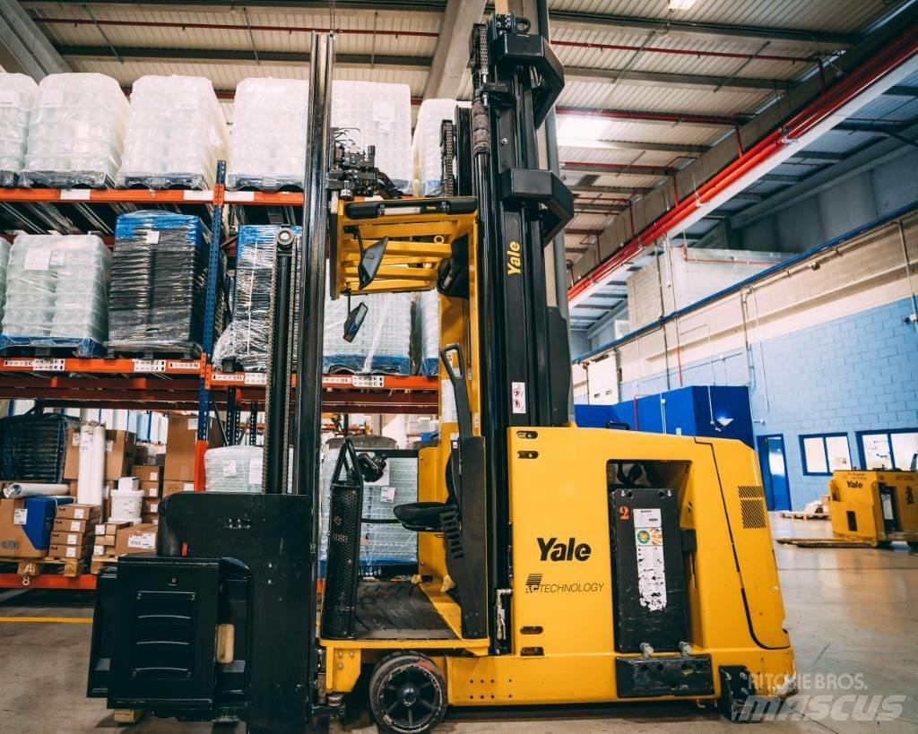 Yale MTC10 Вантажник для вузьких проходів