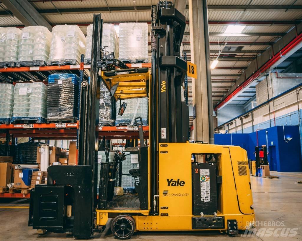 Yale MTC10 Вантажник для вузьких проходів