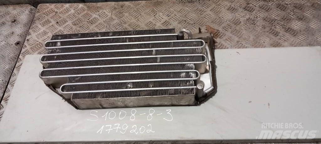 Scania R 440.    1779202 Радіатори