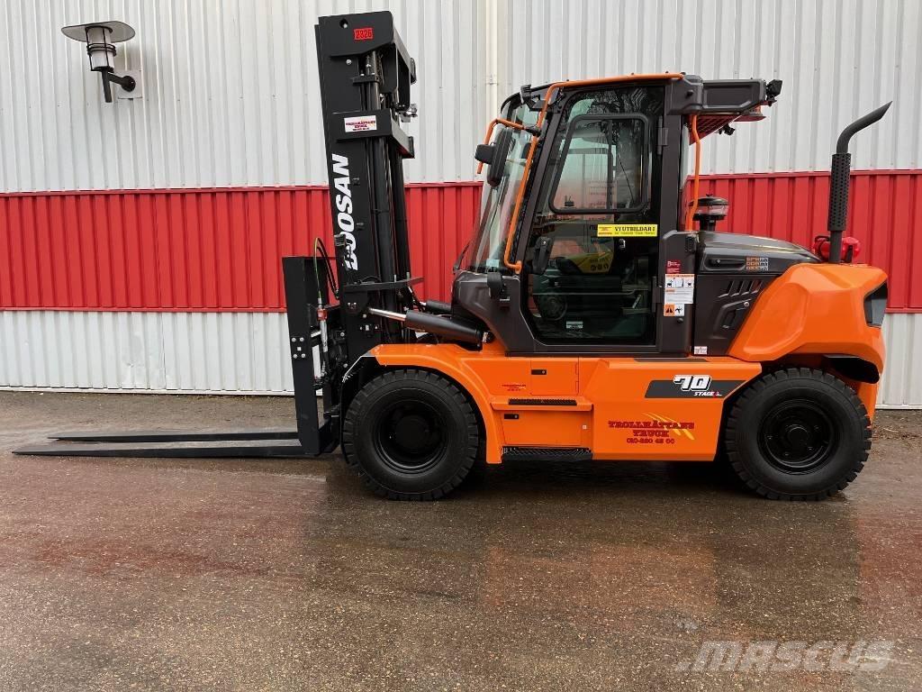 Doosan D70S-9 Дизельні навантажувачі