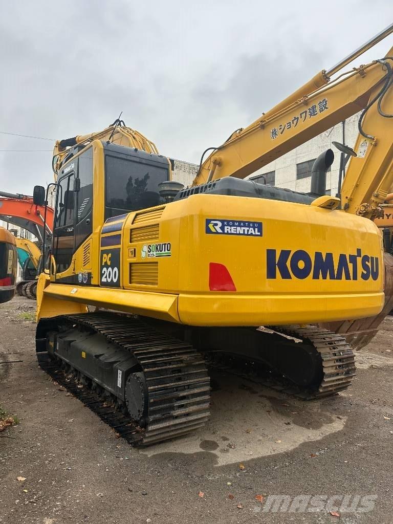 Komatsu PC 200-8 Гусеничні екскаватори
