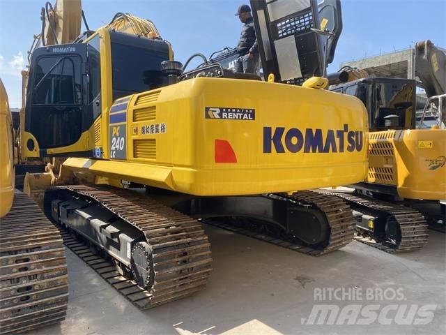 Komatsu PC 240 Гусеничні екскаватори