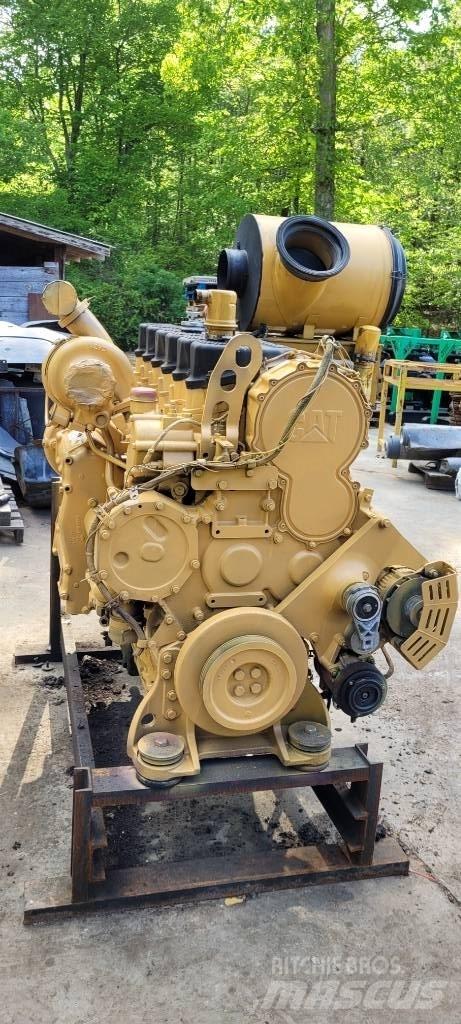 CAT 740 B Зчленовані самоскиди