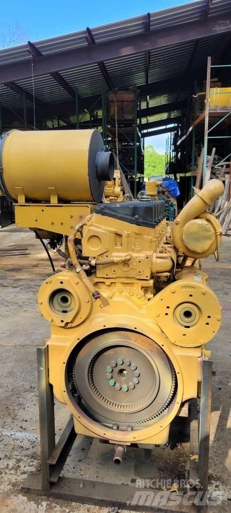 CAT 740 B Зчленовані самоскиди