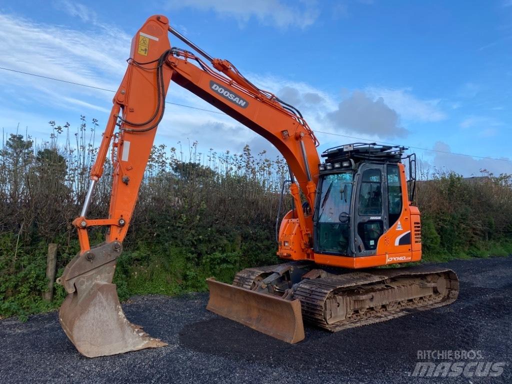 Doosan DX 140 LCR-3 Гусеничні екскаватори