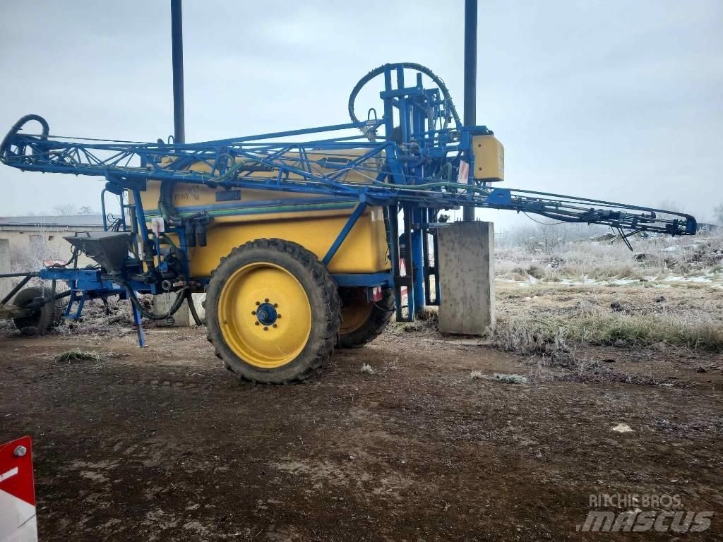  Greenpon Pony 3000 Причіпні обприскувачі