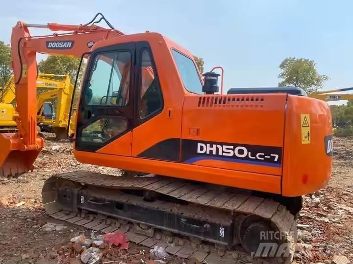 Doosan DH150 Гусеничні екскаватори