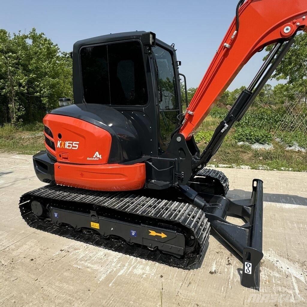 Kubota KX 060 Гусеничні екскаватори