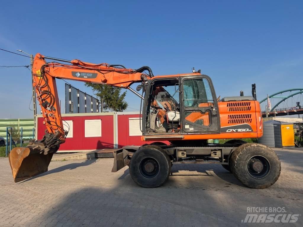 Doosan DX 160 W-3 Колісні екскаватори