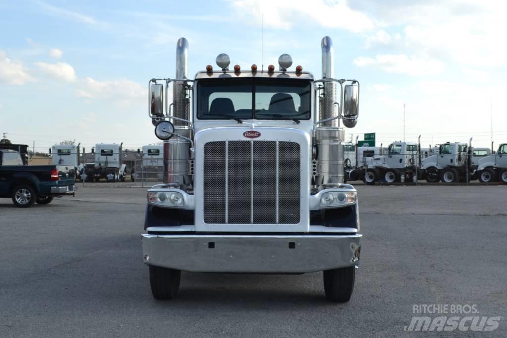 Peterbilt 389 Тягачі