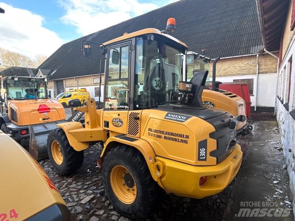 Volvo L 30 G Фронтальні навантажувачі