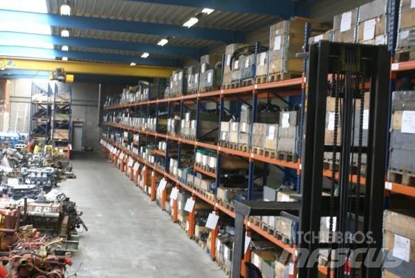 DAF NEW ENGINE PARTS Двигуни